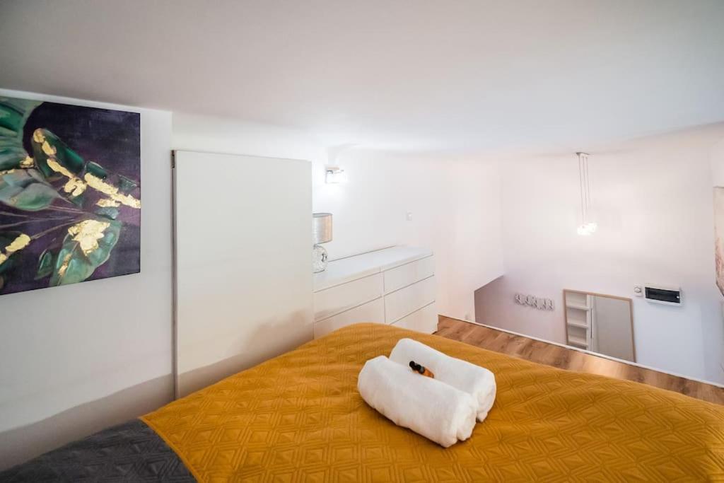 Royal City 40 M2 Apartment *